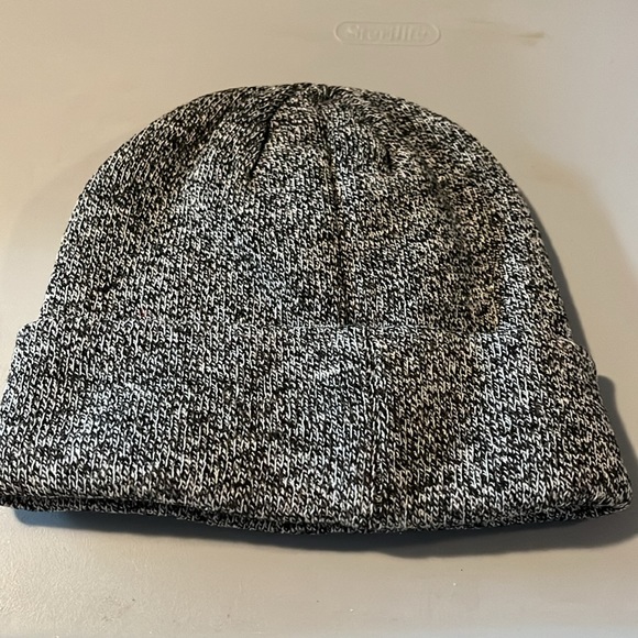 Gray/Black Malcolm X Hat - Picture 2 of 4